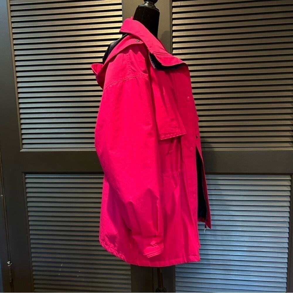 Vintage Bright Fuchsia Pink and Navy Blue Eddie Bauer Hooded Jacket, Size Medium - Picture 2 of 16